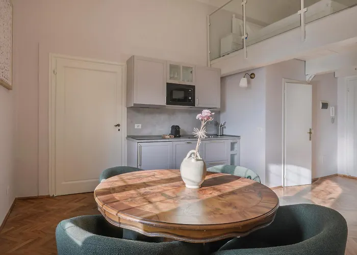 Lägenhet Palazzo Galli Tassi Collection - Loft 2